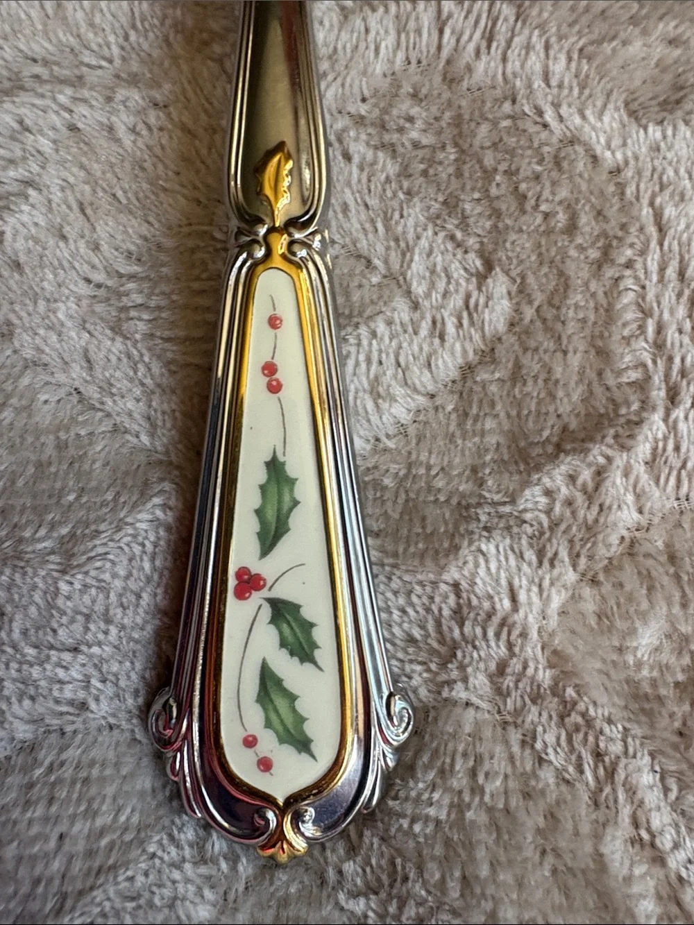 Lenox festive serving